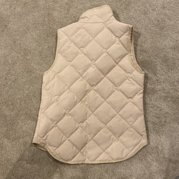 J Crew Women’s quilted vest size xs - Picture 4 of 5